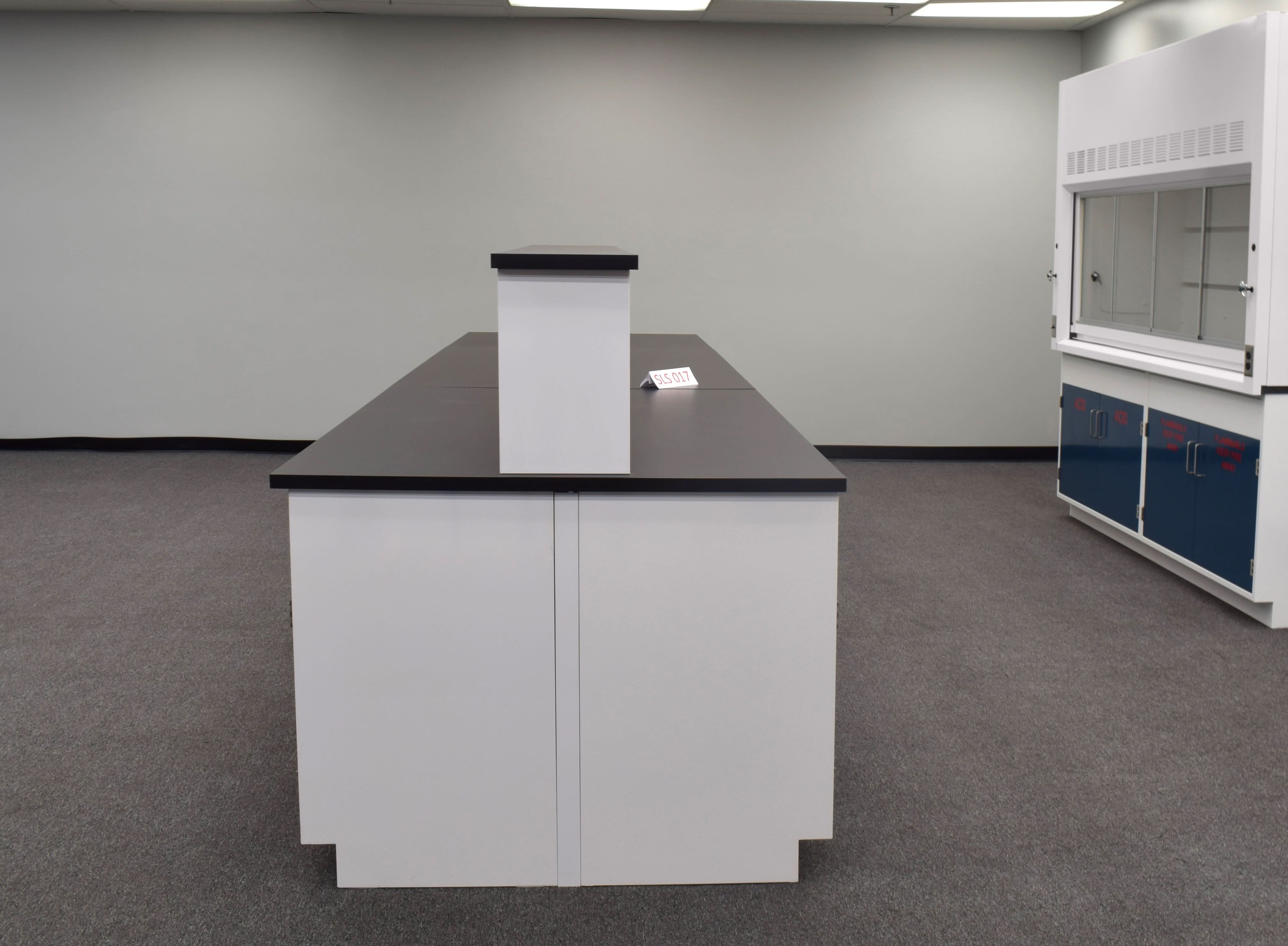 16′ Fisher American Island w/ Blue Cabinet Doors & Upper Shelving