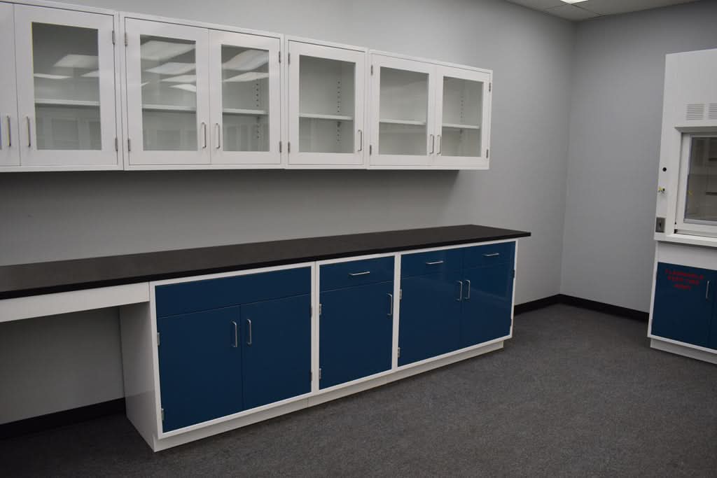 19ā² Fisher American Cabinets w/ 19ā² Wall Units