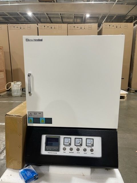 1800°C Muffle Furnace with Eurotherm Digital Multi-Segment Controller Refurb 2021