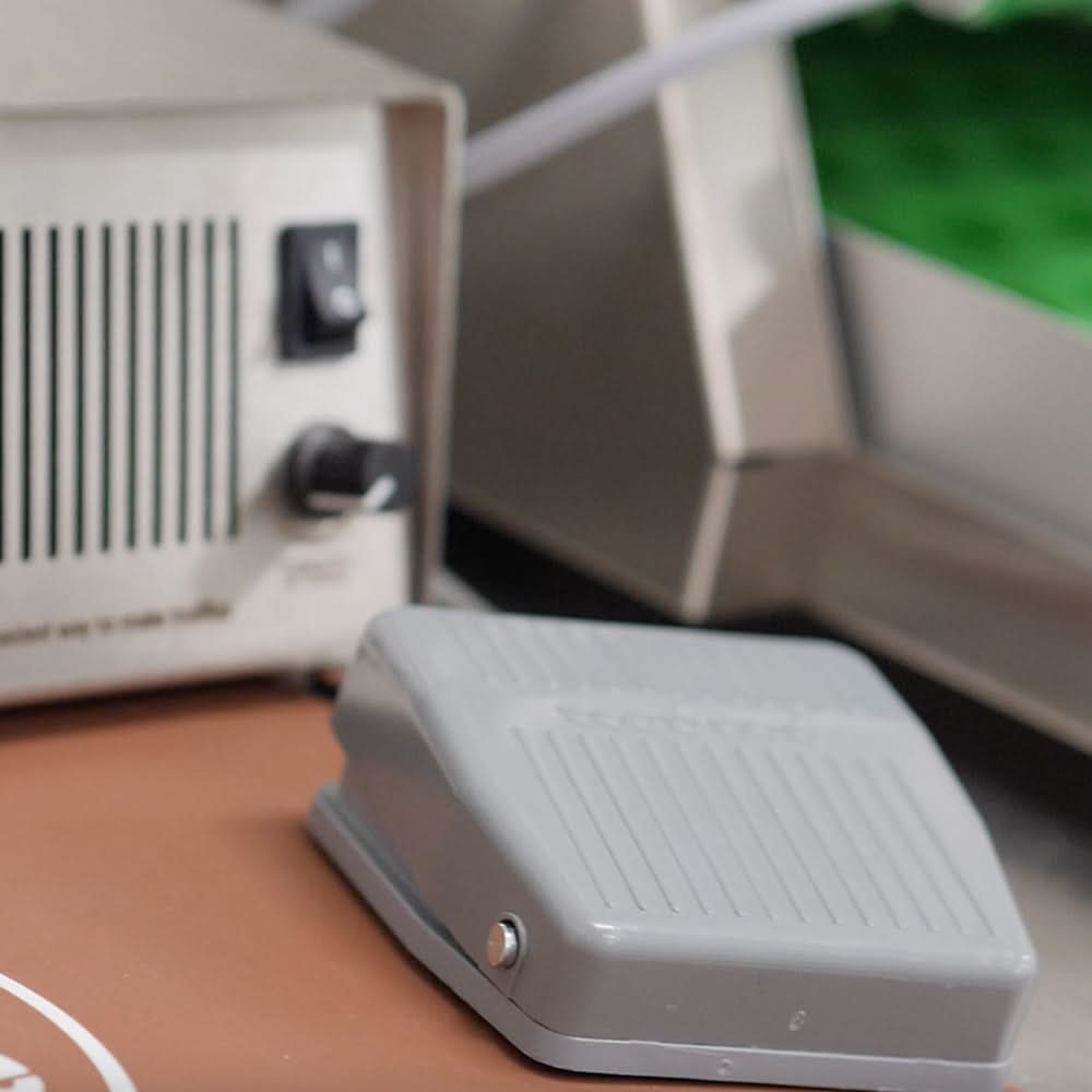 Truffly Made - Semi-Automatic Depositor - Push & Go