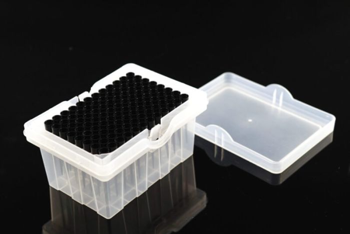 NEST Robotic Tips for Hamilton \u2013 Clear, with barcode, boxed