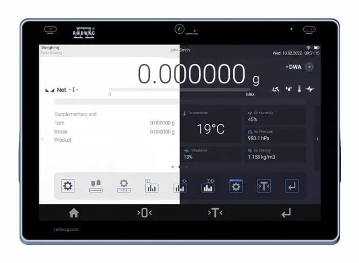 XA 220.5Y.A Radwag 220g Capacity 0.1mg Readability ø4" Analytical Balance
