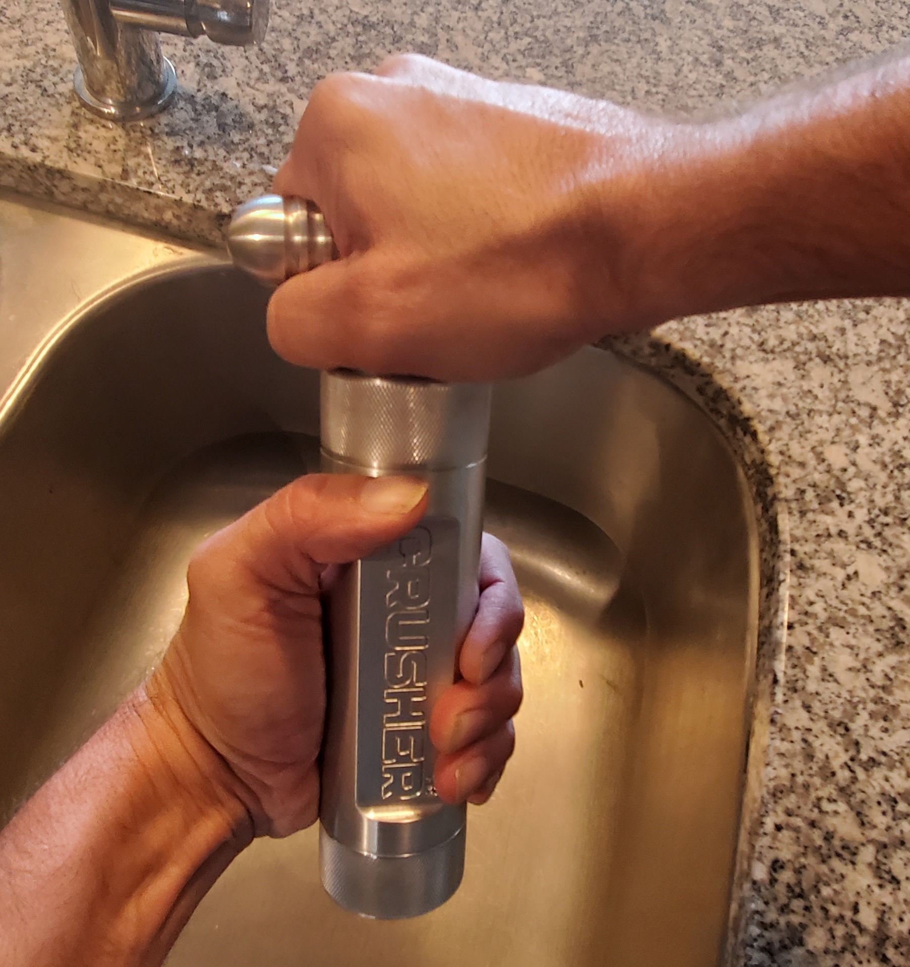 HTP High Tech PRESSES Crusher