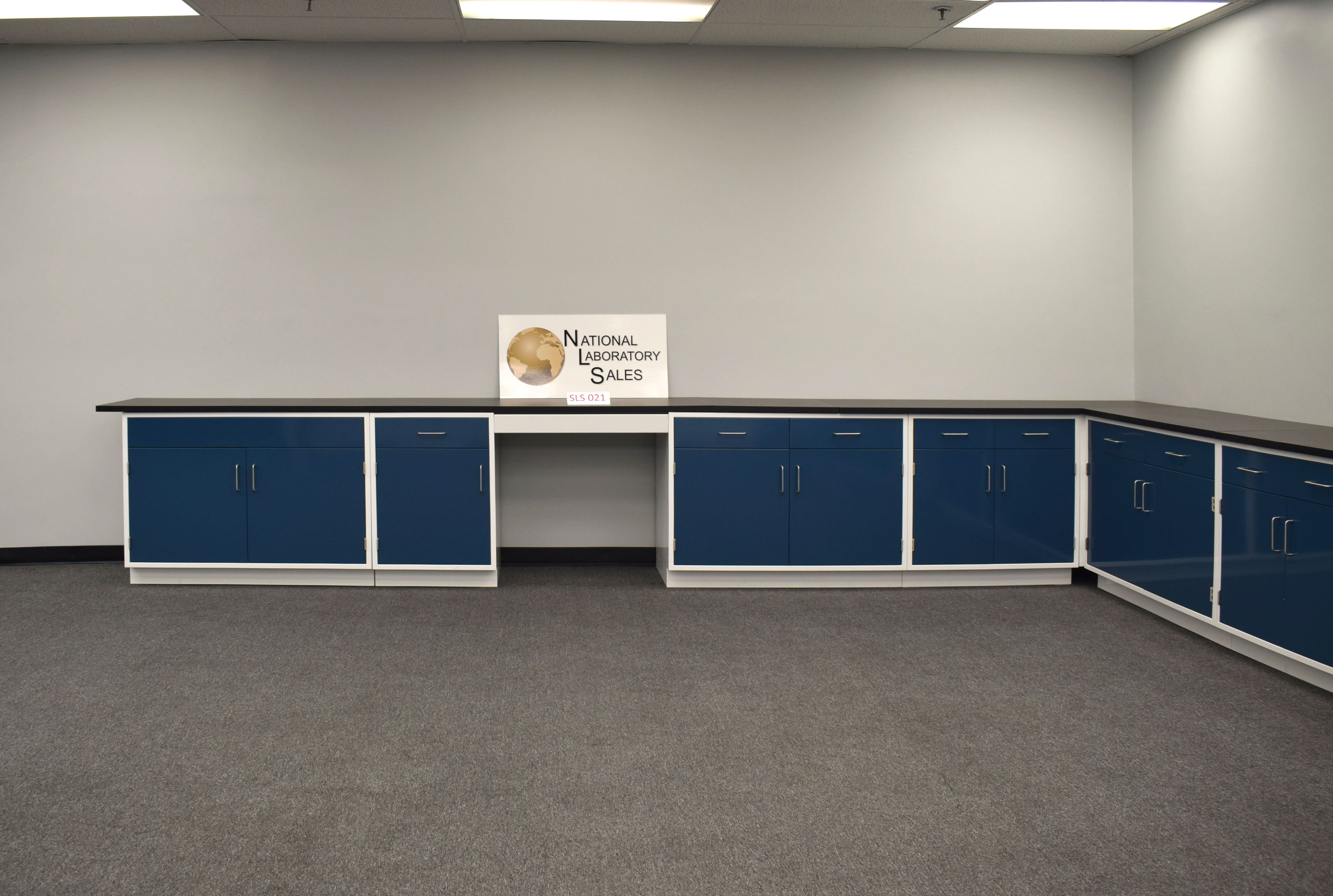 18′ x 19′ Fisher American “L” Cabinets w/ Desk Areas