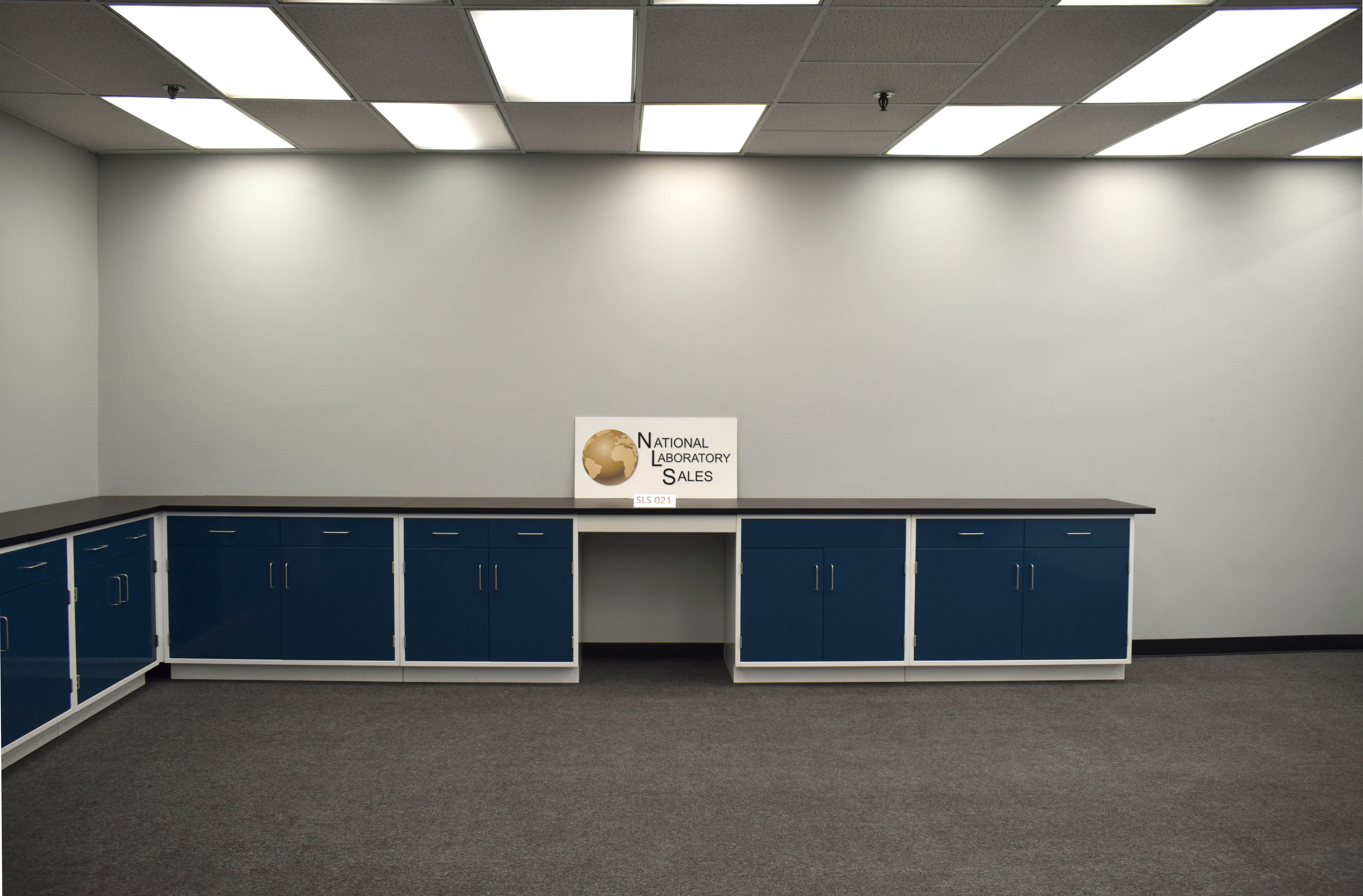 18′ x 19′ Fisher American “L” Cabinets w/ Desk Areas