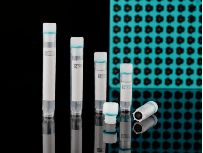 NEST Cryovials 2D barcode on bottom, and 1D barcode on side - Bulk packaging
