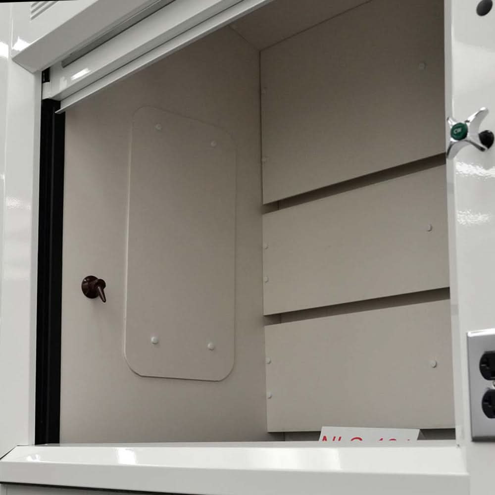 4′ Fisher American Fume Hood