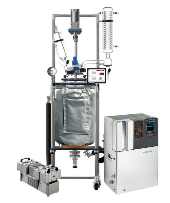 Decarboxylation Package - Ai 50L Single/Dual Glass Reactor with Welch Pump