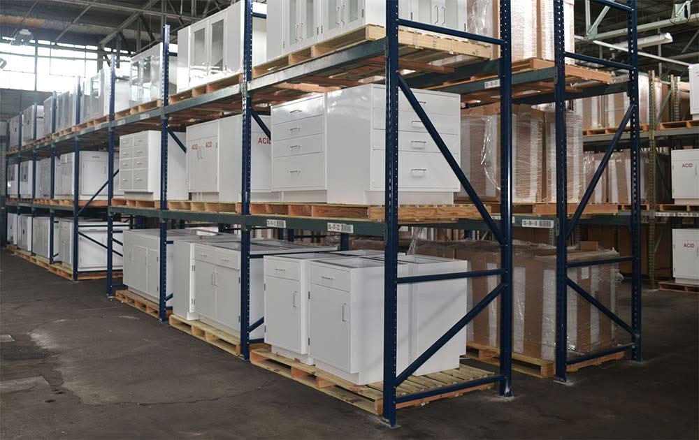 39′ Laboratory Cabinets w/ 32′ Wall Units