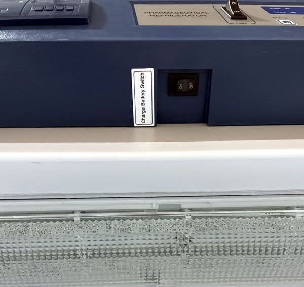 Ai 14 CF 2-8\u00b0C Upright Pharmacy Medical Vaccine Refrigerator UL Refurb 2024 NJ